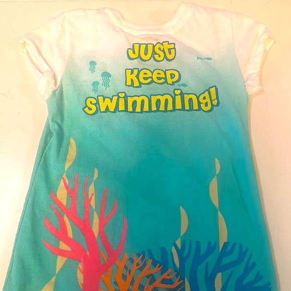Finding Nemo shirt - Picture 2 of 2